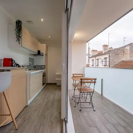 Le Trianon - Parking Privé Reims