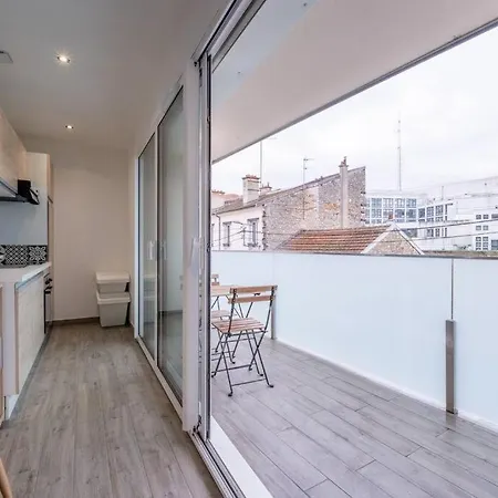 Le Trianon - Parking Privé Reims